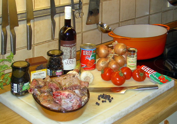 Coniglio con Olive Nere